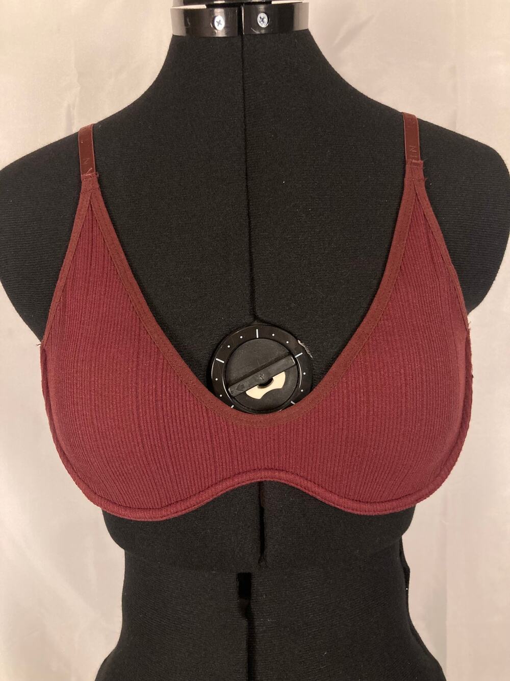XL Danskin Intimates ribbed burgundy red bra underwire